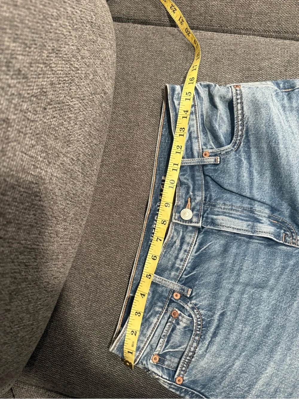 American Eagle Outfitters blue high-rise denim shorts - Picture 9 of 11